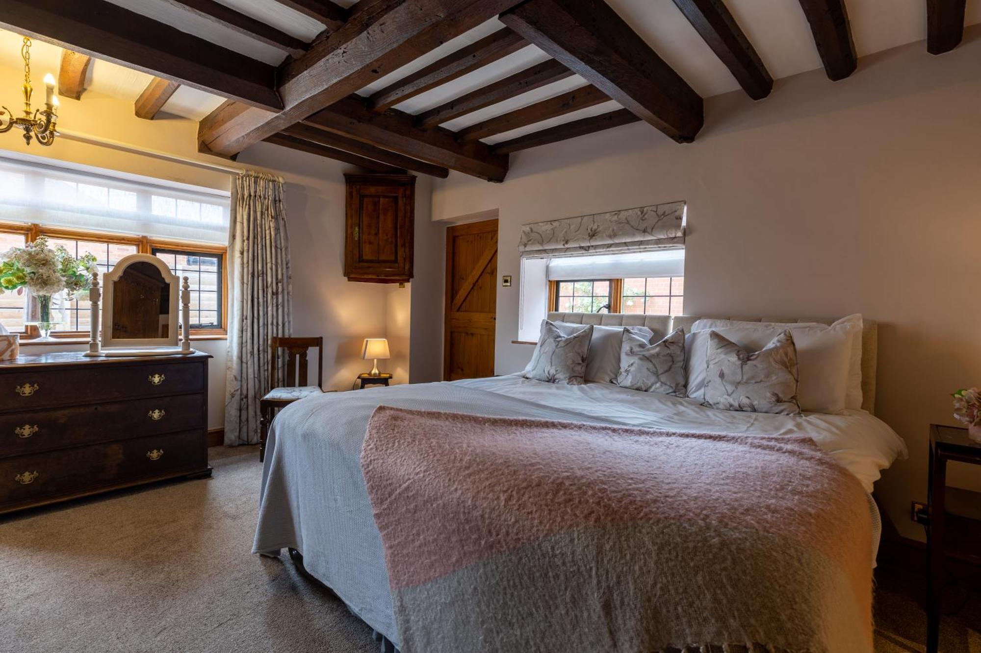 High Grosvenor House With Rose And Heath Cottages Bridgnorth Exteriér fotografie