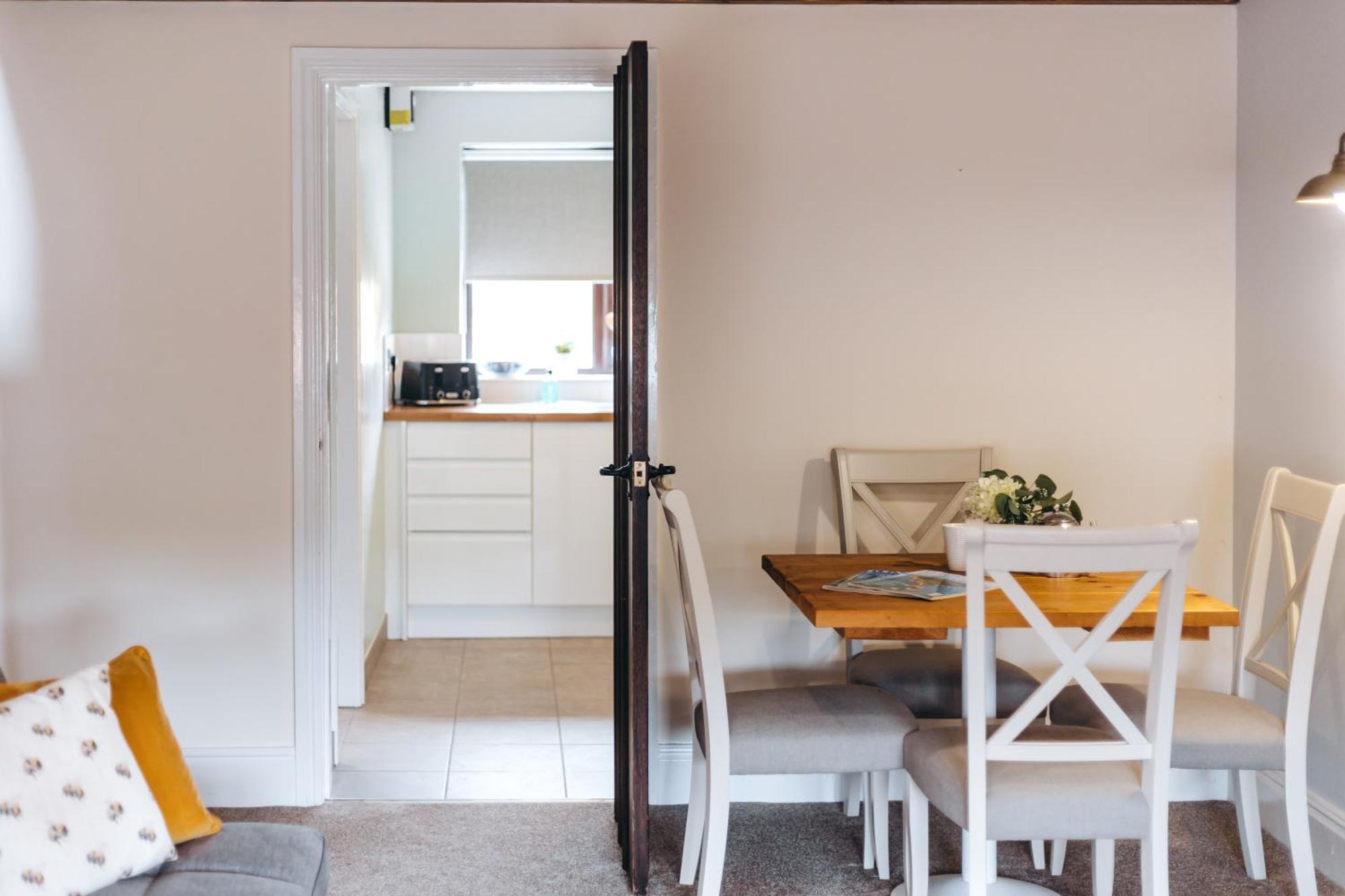 High Grosvenor House With Rose And Heath Cottages Bridgnorth Exteriér fotografie