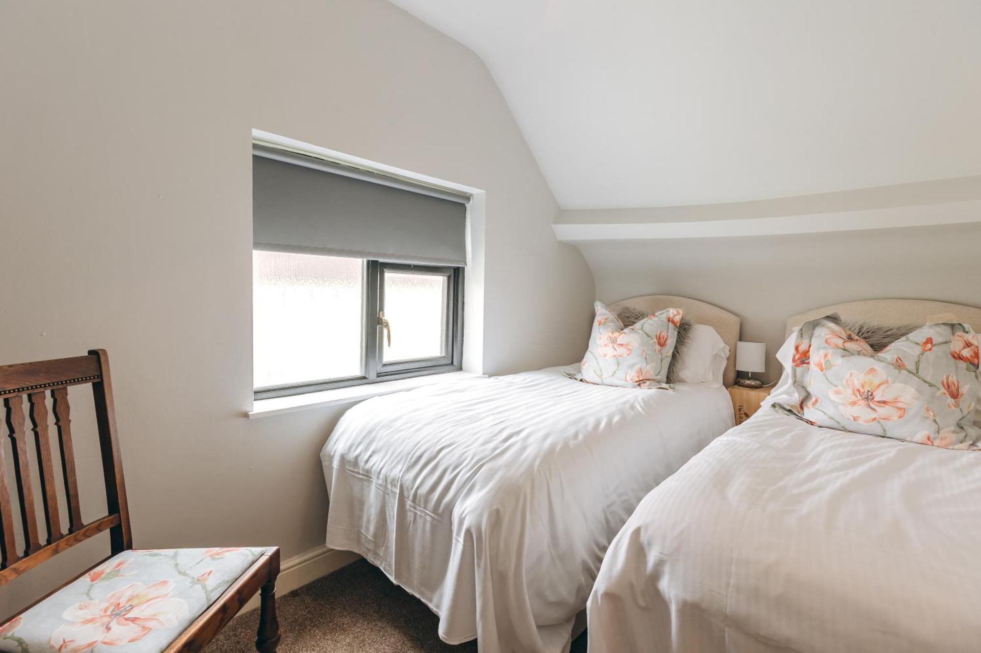 High Grosvenor House With Rose And Heath Cottages Bridgnorth Exteriér fotografie