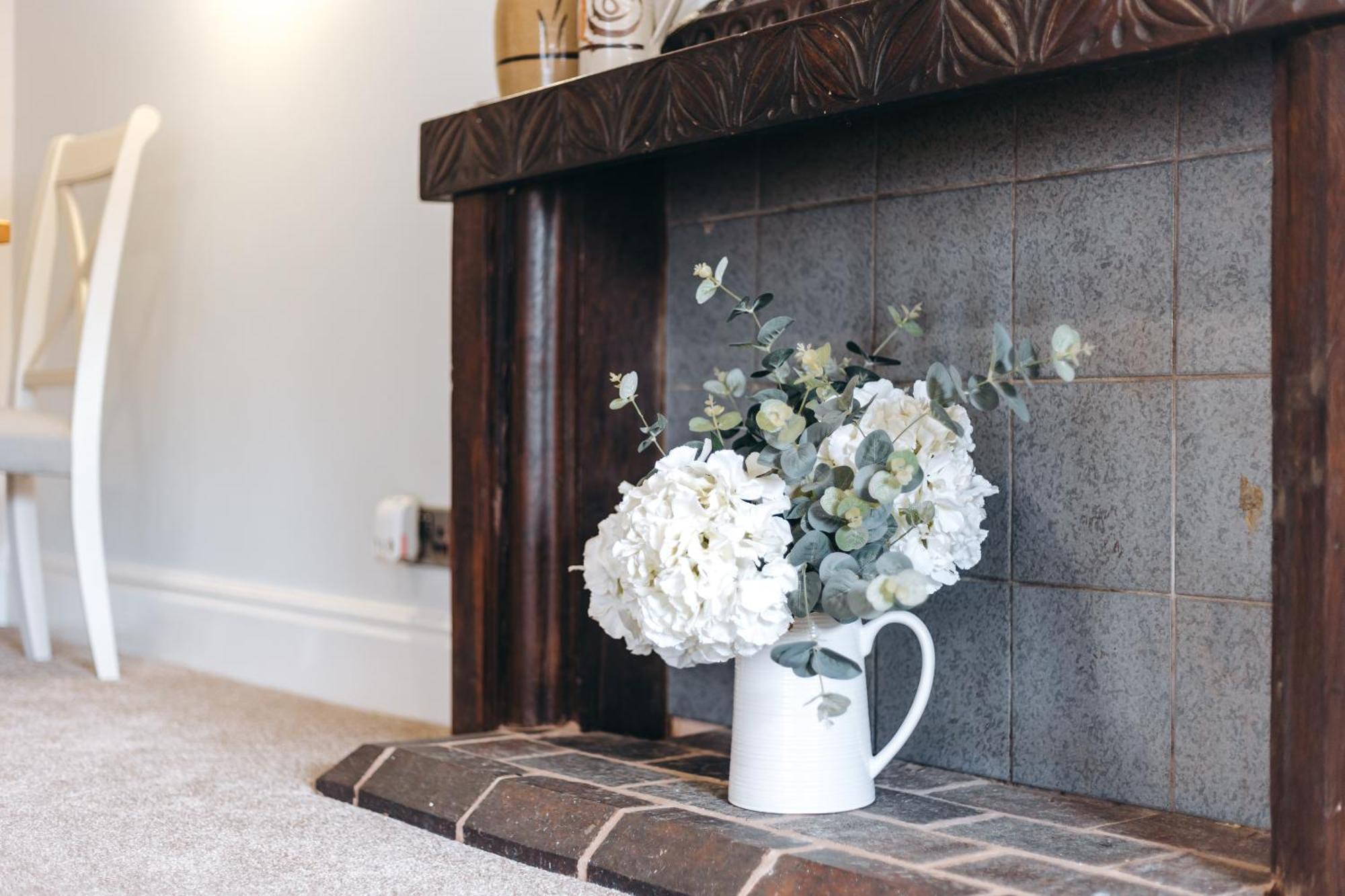 High Grosvenor House With Rose And Heath Cottages Bridgnorth Exteriér fotografie